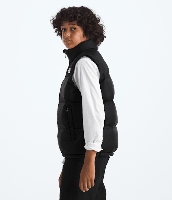 Boys-Girls-1996-Retro-Nuptse-Vest-TNF-TNF-BlackTNF-BlackRecycled-down-MODEL34.png