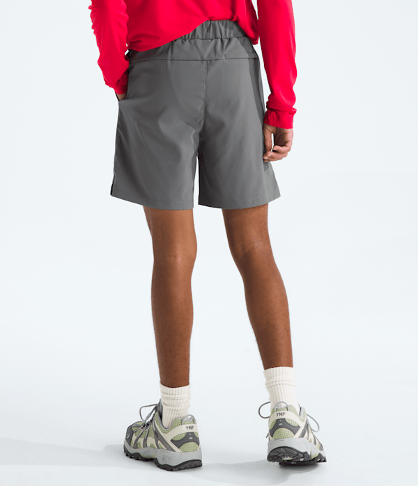 Boys-On-The-Trail-Shorts-TNF-BACK.png