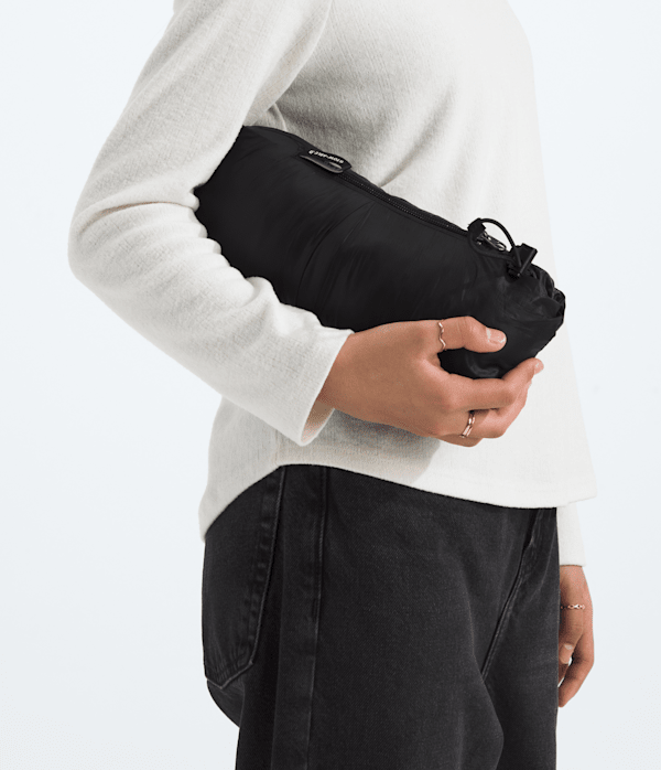 Girls-THERMOBALL-Parka-TNF-MODELALT6.png