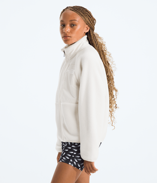 Girls-Yumiori-FullZip-Jacket-TNF-MODEL34.png