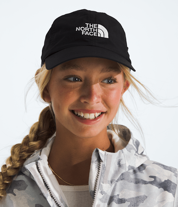 Kids-Horizon-Hat-TNF-MODELBACK.png
