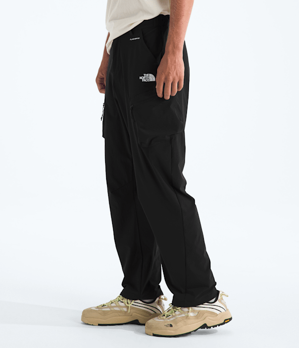 Mens-Packable-Loose-Pants-TNF-MODEL34.png
