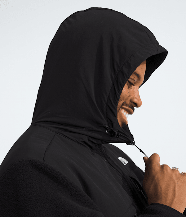 Mens-Retro-Denali-Hoodie-TNF-MODELHOOD2.png