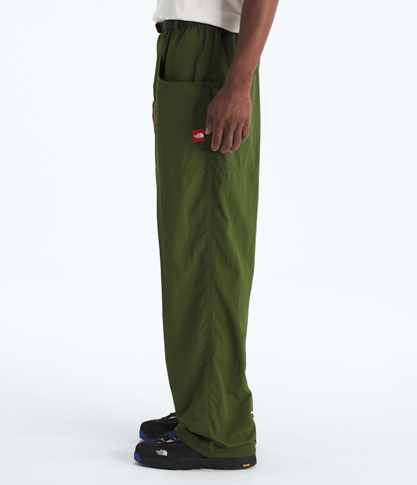 Mens-TNF-Red-Box-Nylon-Belted-Pants-TNF-MODEL34.png