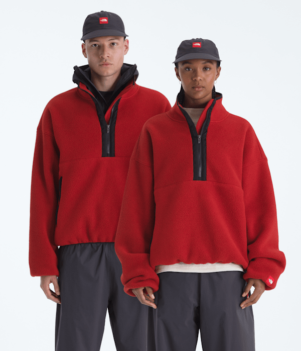 Mens-TNF-Red-Box-Zip-Fleece-TNF-HERO.png