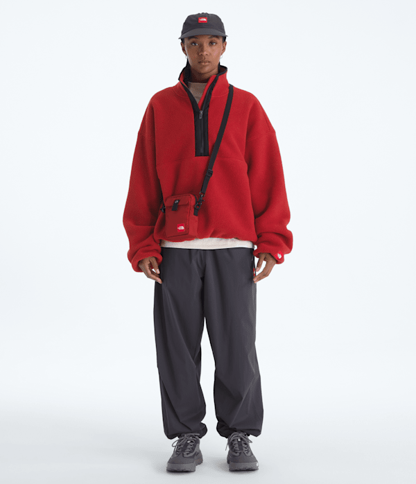 Mens-TNF-Red-Box-Zip-Fleece-TNF-HERO3.png