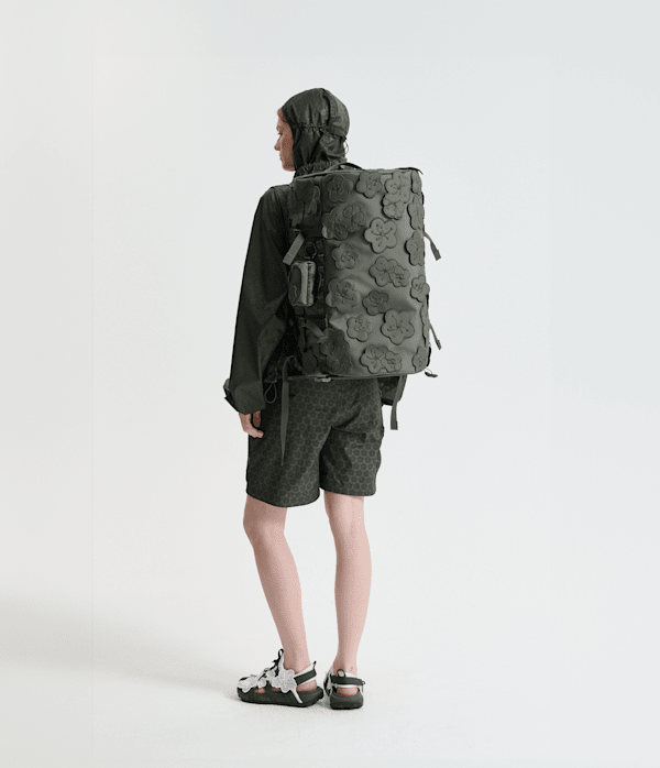 TNF-x-Cecilie-Bahnsen-Anna-Base-Camp-DuffelS-TNF-HERO2.png