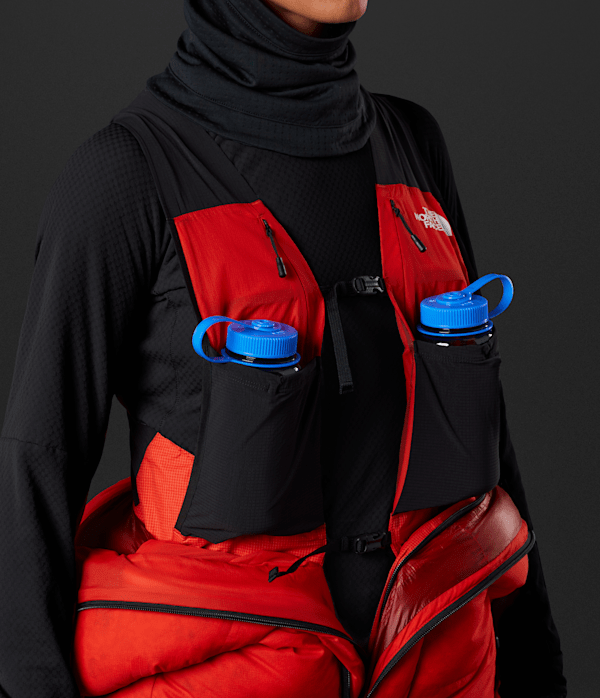 Womens-Himalayan-Suit-TNF-MODELALT4.png