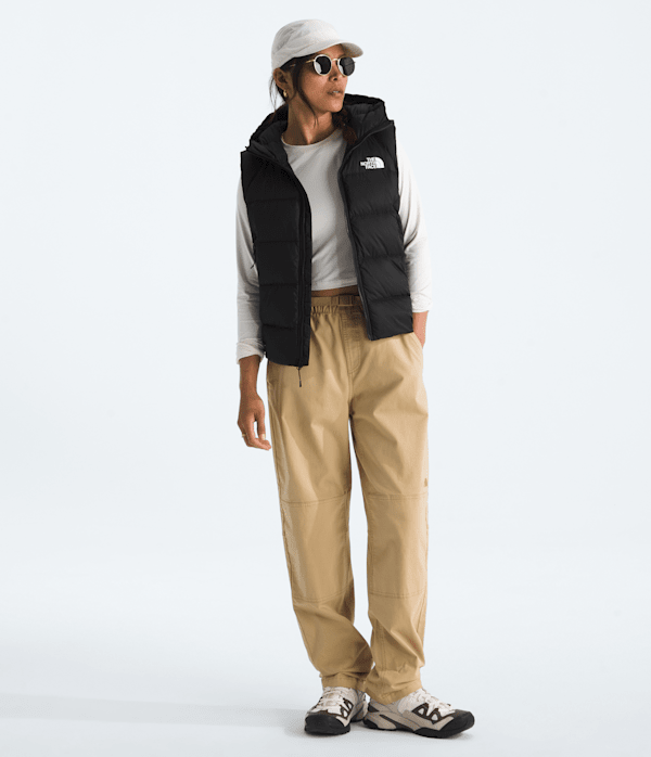Womens-Hyalite-Vest-TNF-HERO2.png