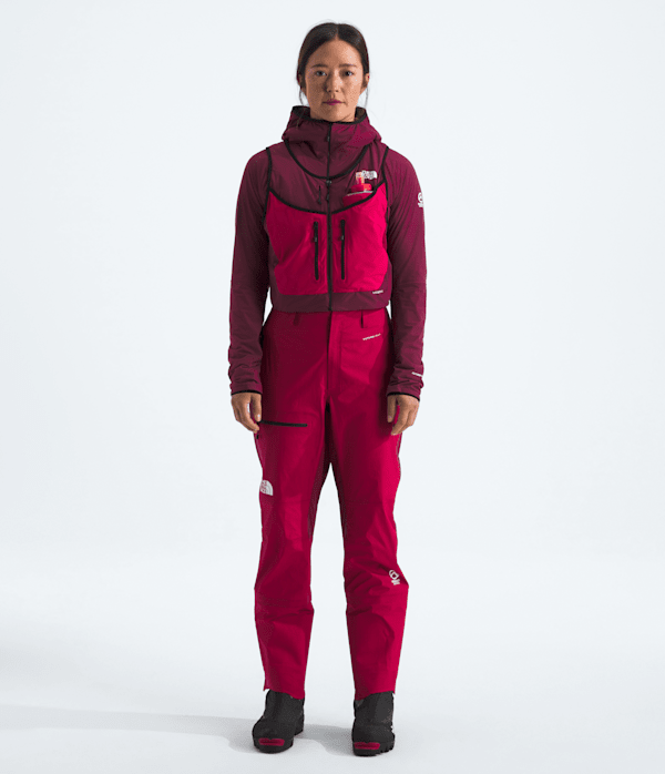 Womens-Summit-Series-AMK-Vest-TNF-HERO2.png
