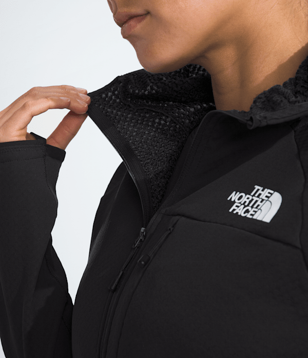Womens-Summit-Series-FUTUREFLEECE-FullZip-Hoodie-TNF-MODELCLOSE1.png